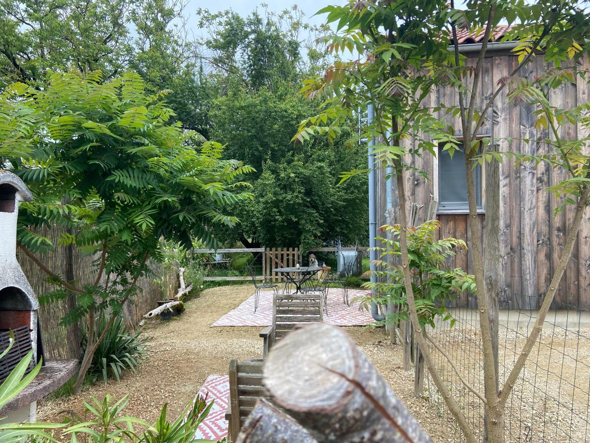 Gite Wildflower Lane Valojoulx Zewnętrze zdjęcie