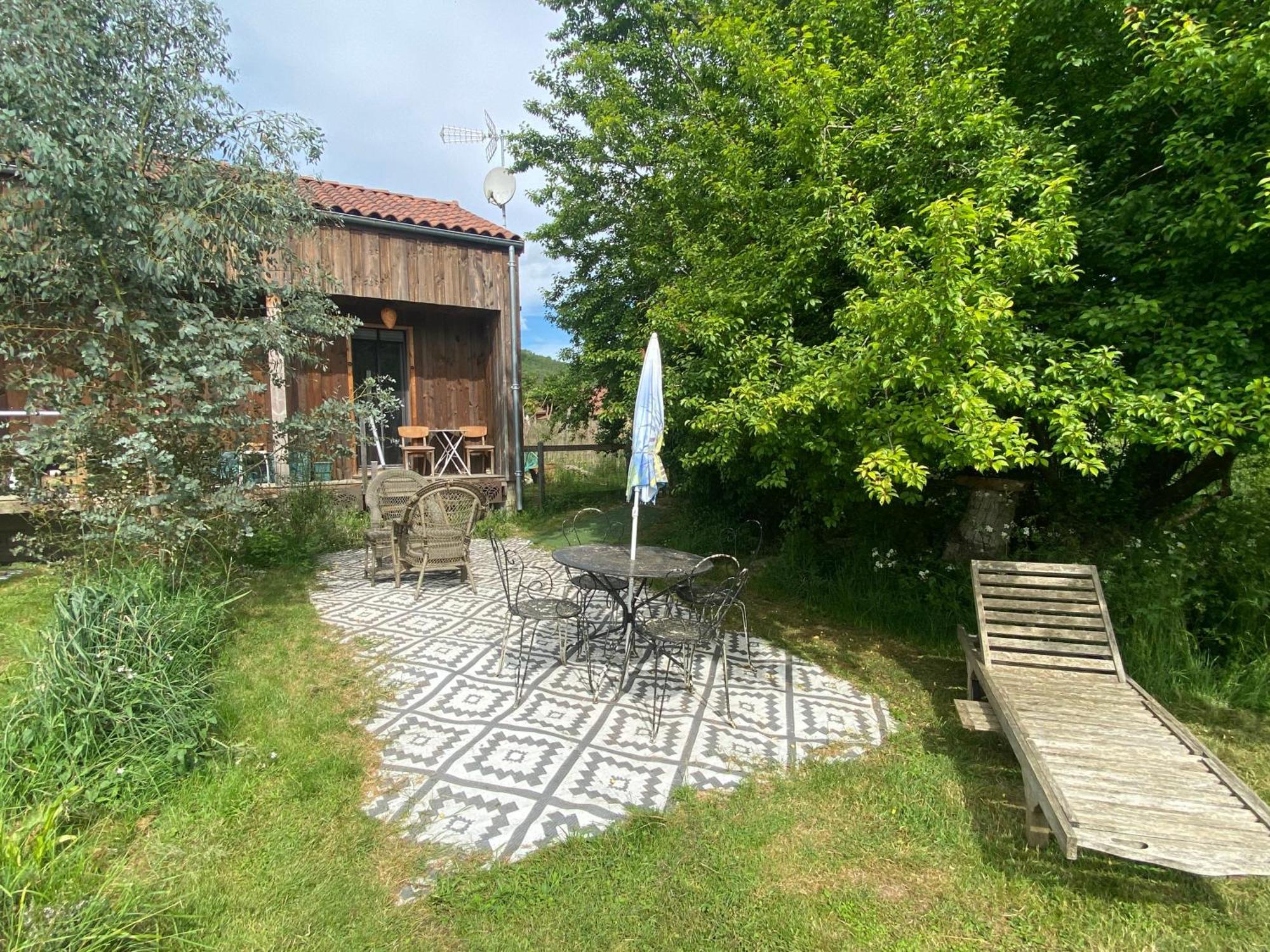 Gite Wildflower Lane Valojoulx Zewnętrze zdjęcie